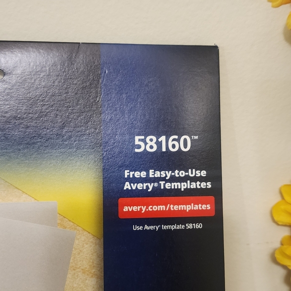 Avery Repositionable Address Labels - Picture 3 of 6